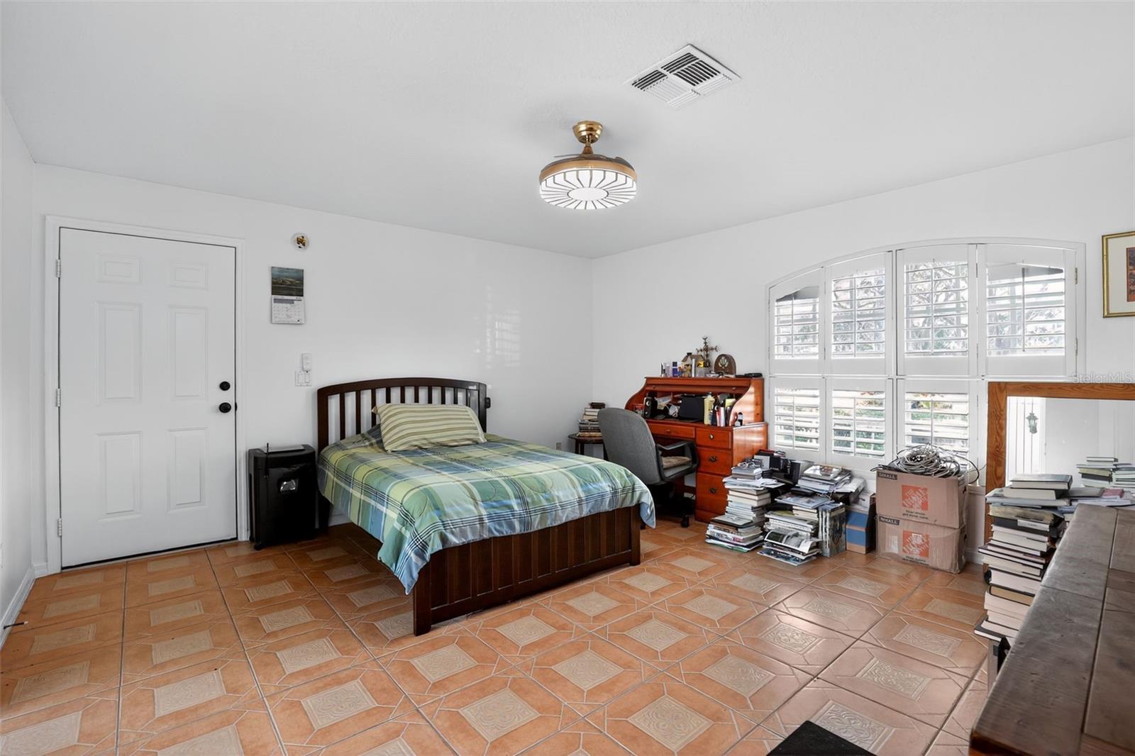 Image 38 of 46 For 4003 Hammersmith Drive