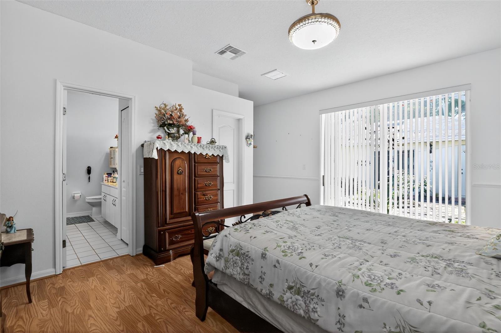Image 44 of 46 For 4003 Hammersmith Drive