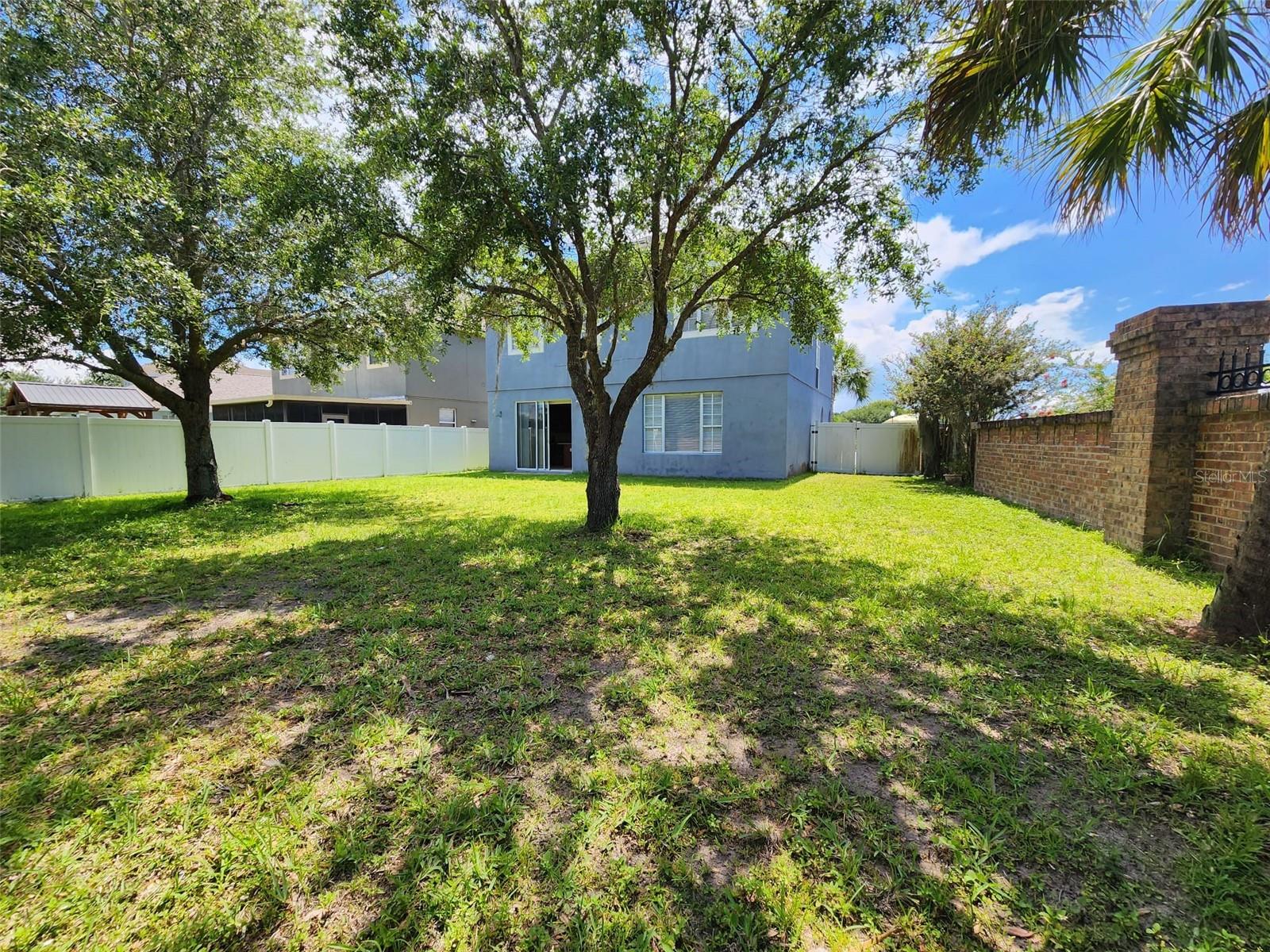 Image 34 of 42 For 14315 Huntcliff Park Way
