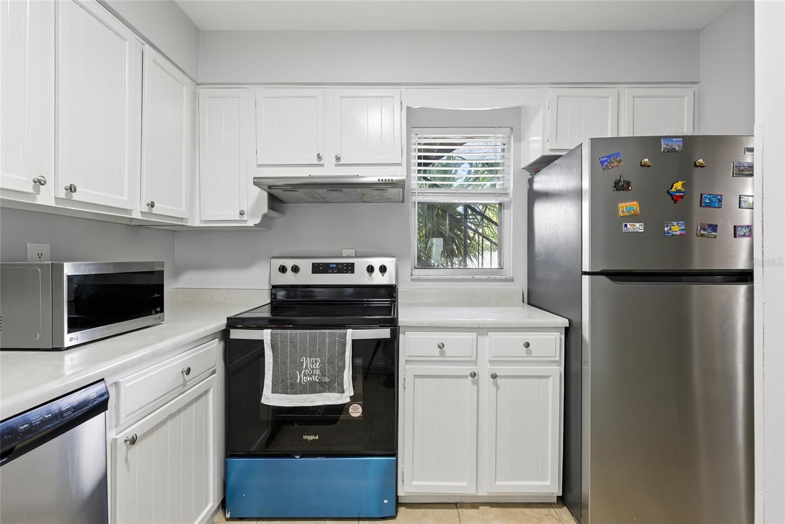 Image 7 of 26 For 6028 Amberly Avenue F56
