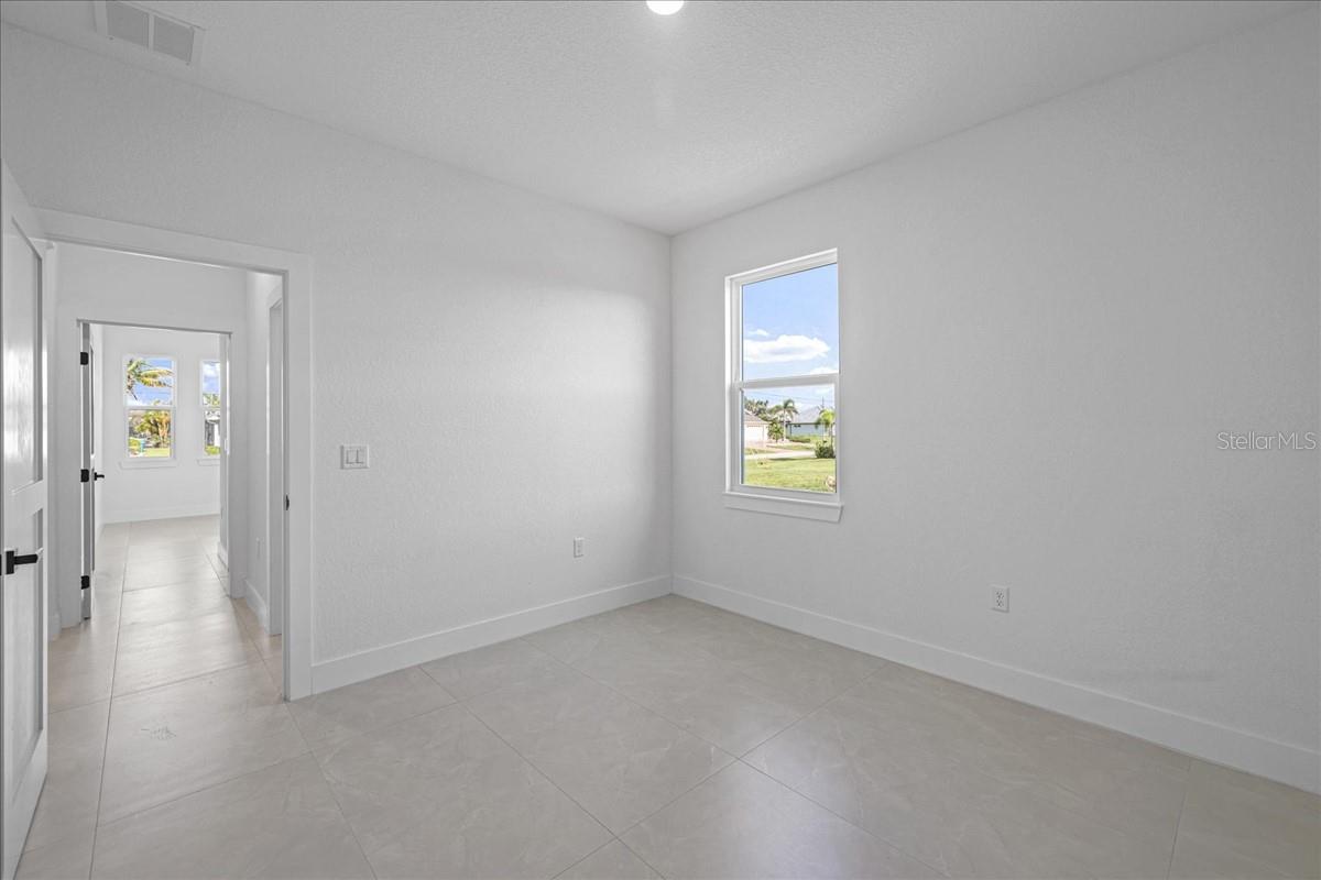 Image 31 of 50 For 8181 Tecumseh Circle