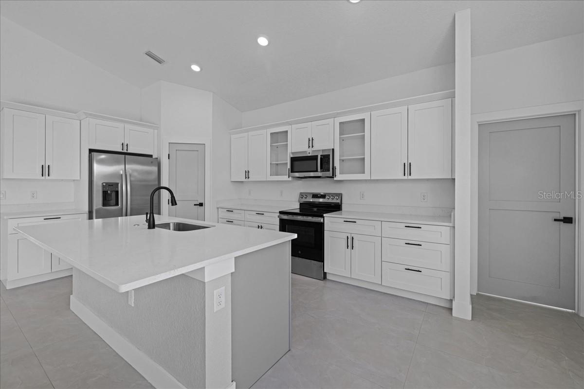 Image 35 of 50 For 8181 Tecumseh Circle