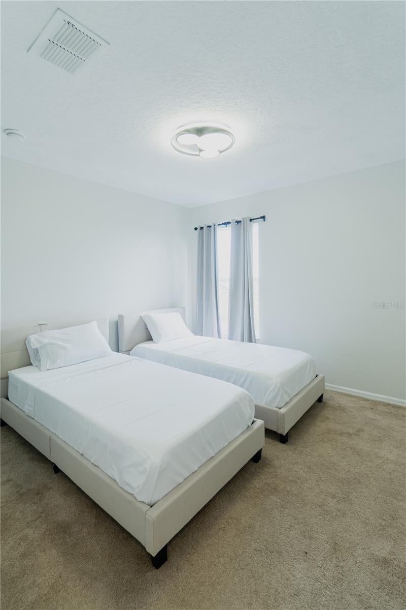 Image 28 of 38 For 1014 Corvina Drive