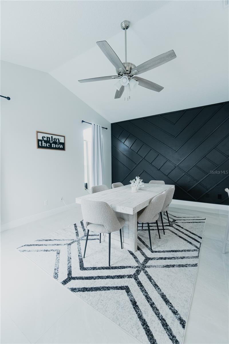 Image 7 of 38 For 1014 Corvina Drive