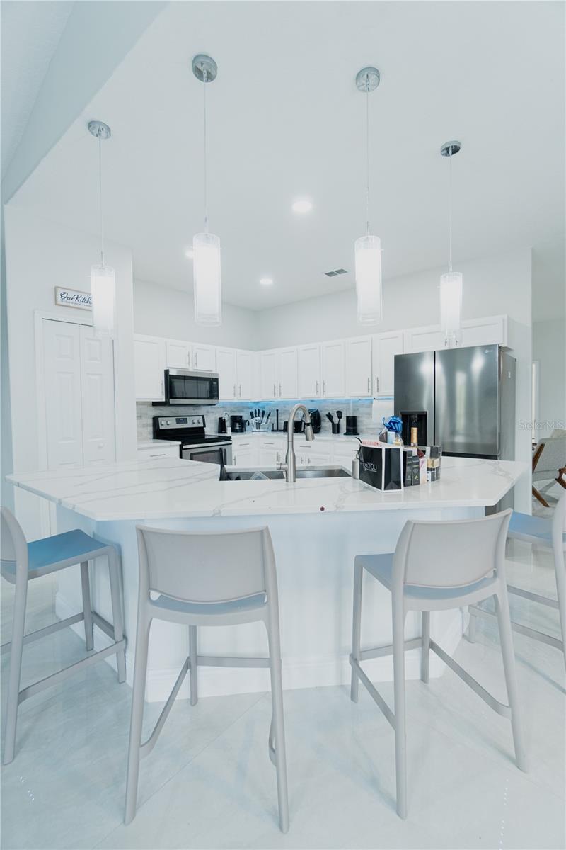 Image 9 of 38 For 1014 Corvina Drive