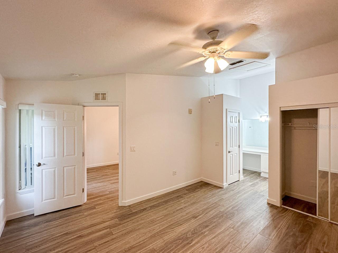 Image 4 of 10 For 8834 Grand Palms Circle B