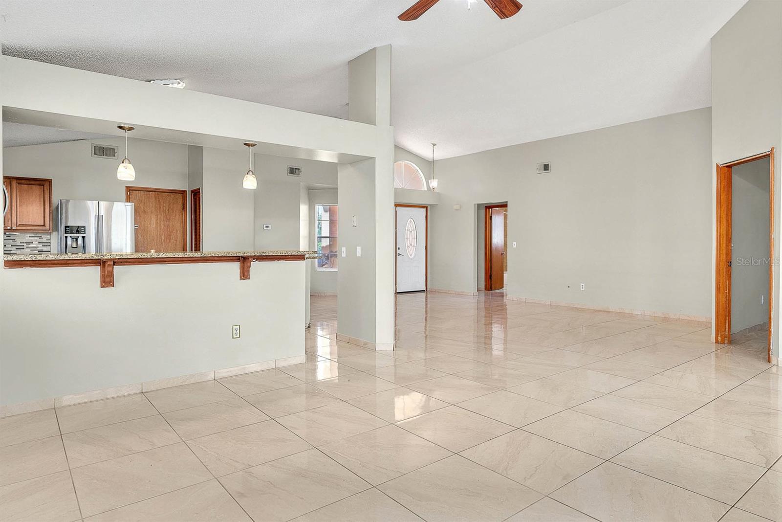 Image 14 of 34 For 2505 Kingston Court