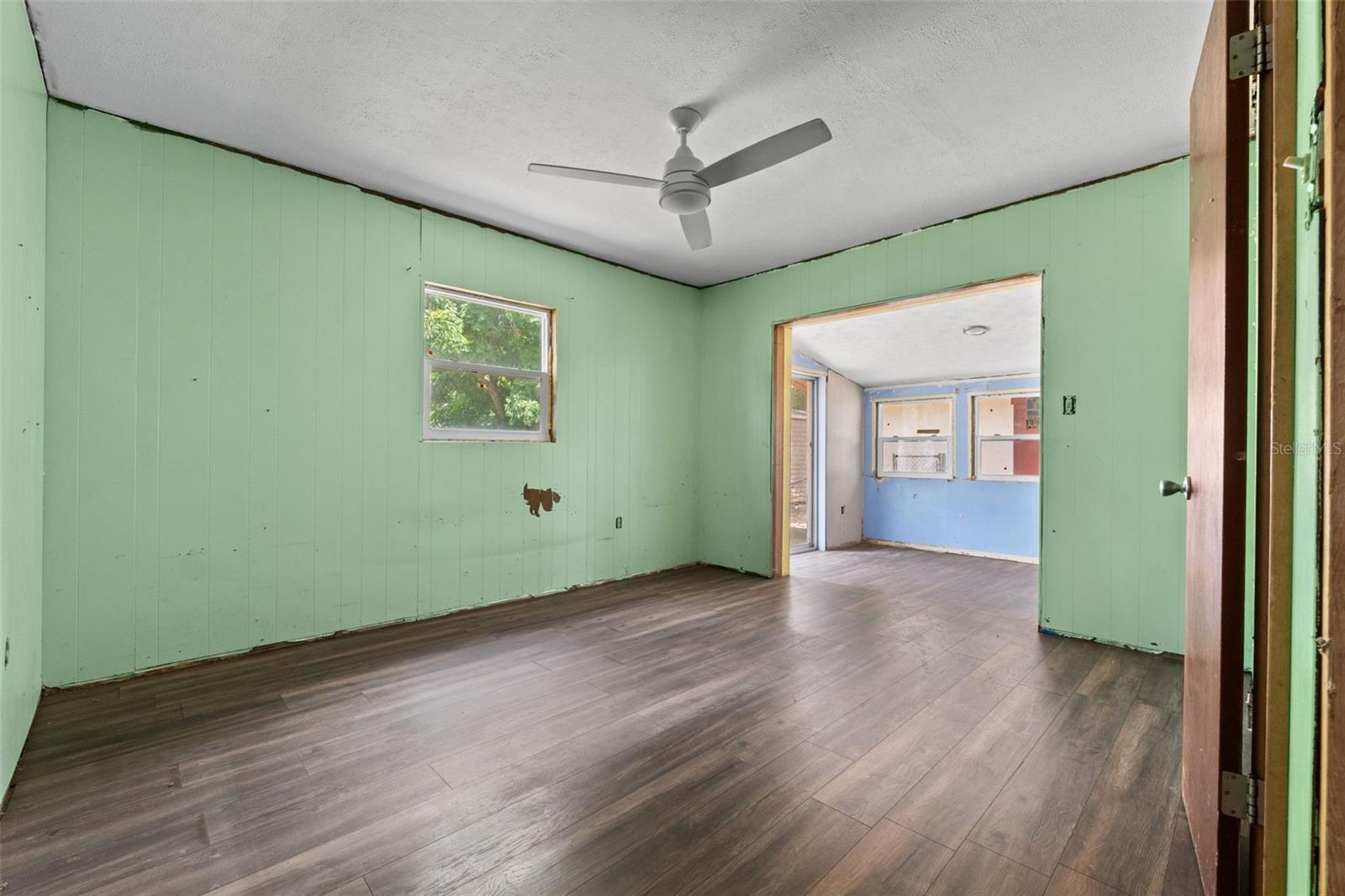 Image 20 of 39 For 330 4th Street