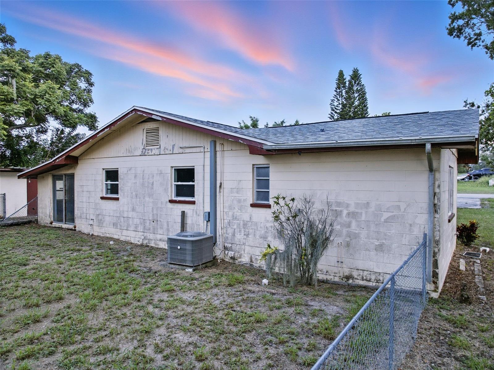 Image 33 of 39 For 330 4th Street