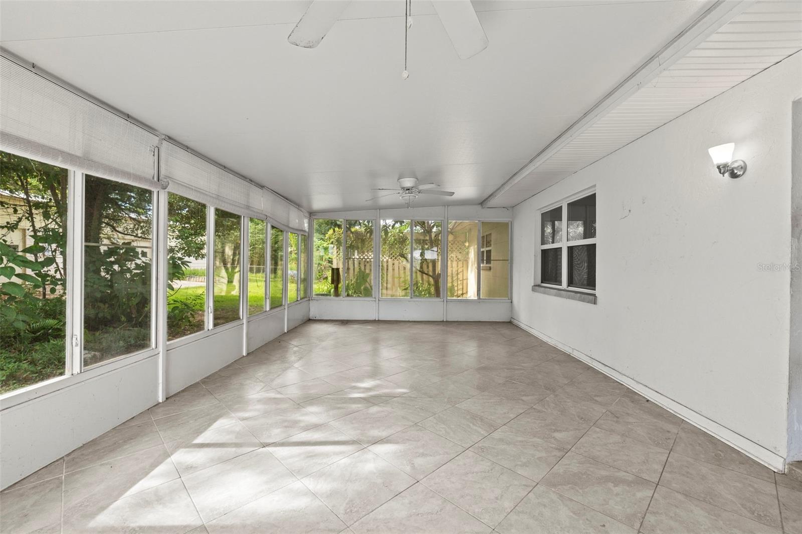 Image 19 of 27 For 1232 40th Court