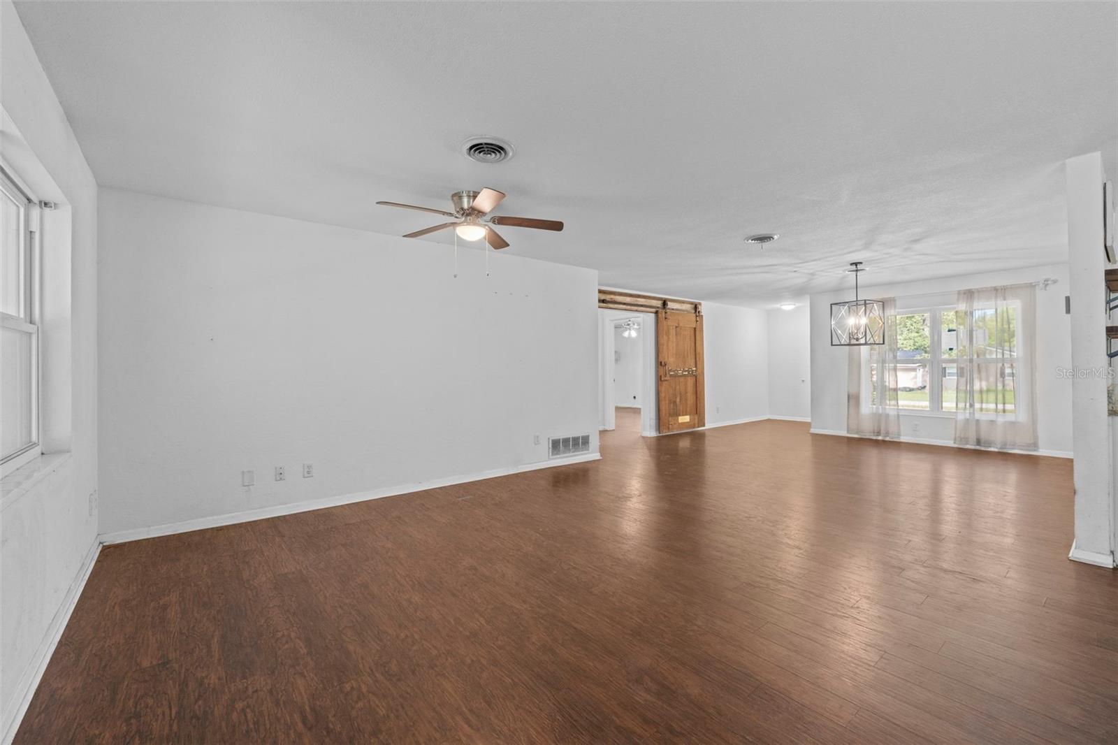 Image 5 of 27 For 1232 40th Court