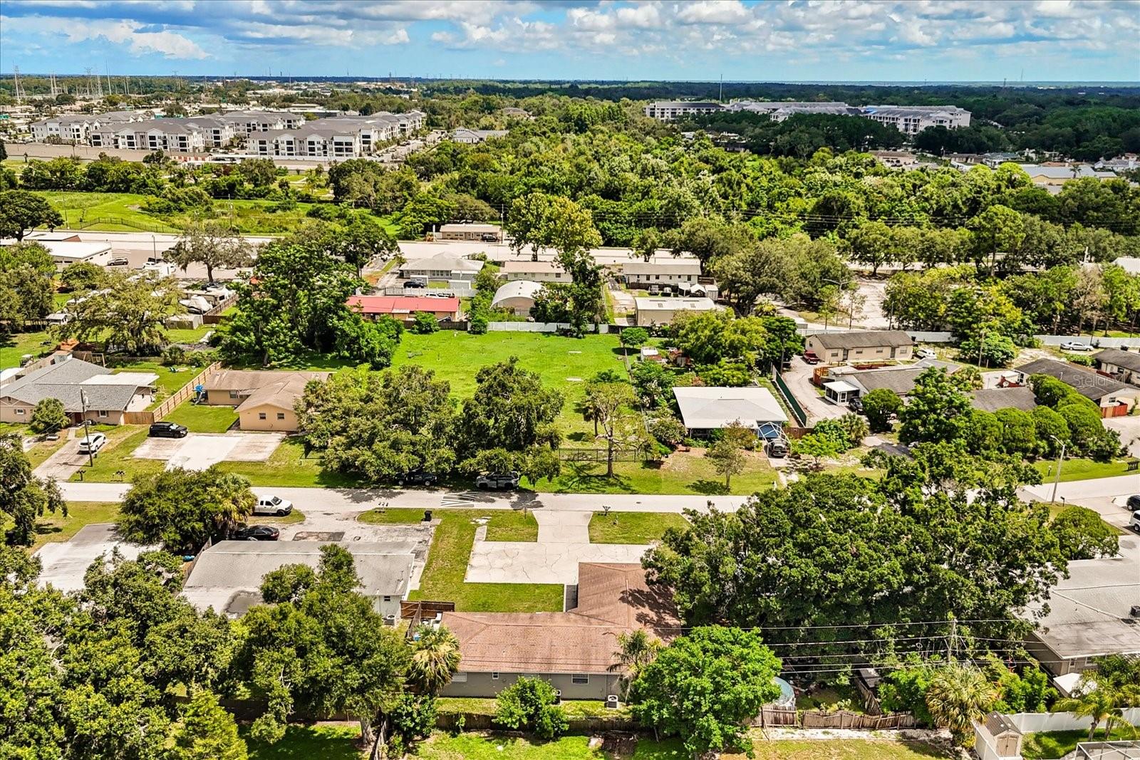 Image 35 of 36 For 2711 South Drive A - #c