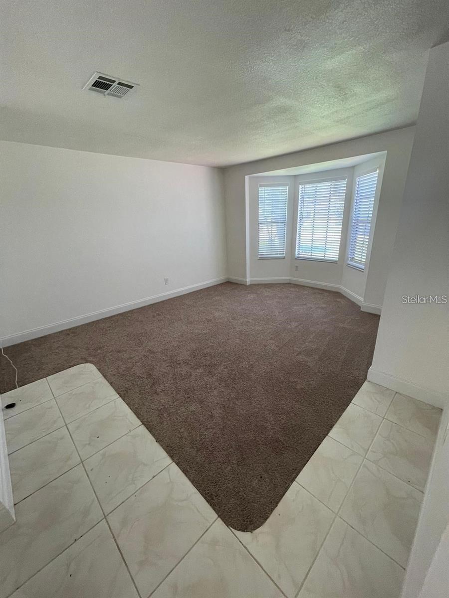 Image 15 of 26 For 198 Lake Court