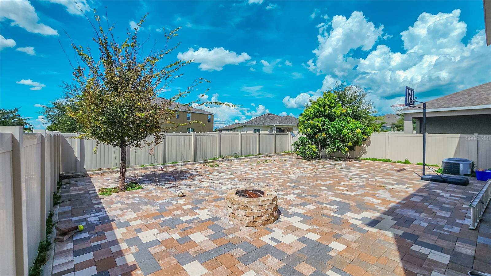 Image 32 of 48 For 9228 Halsey Drive