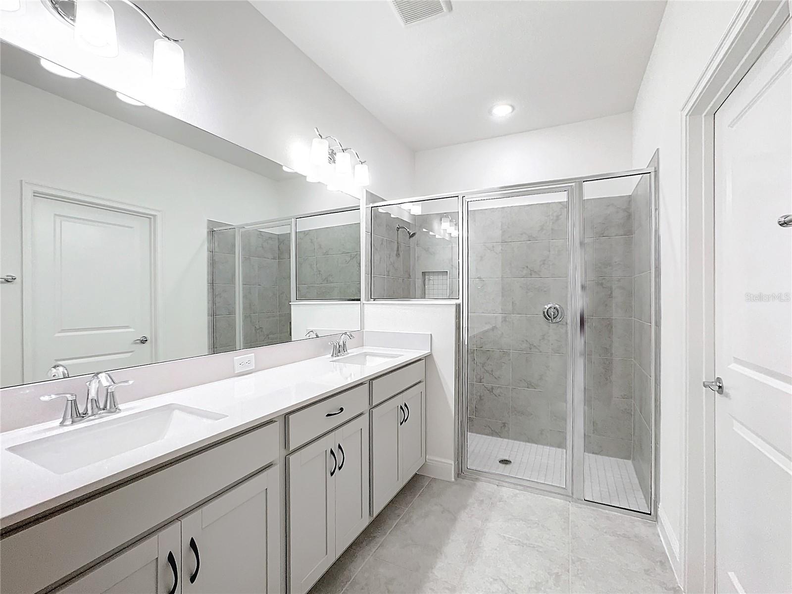 Image 30 of 48 For 4959 Shady Pines Drive