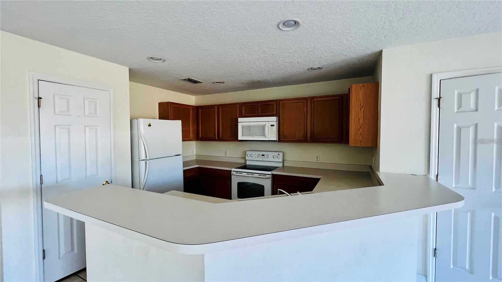 Image 3 of 17 For 2464 Hassonite Street