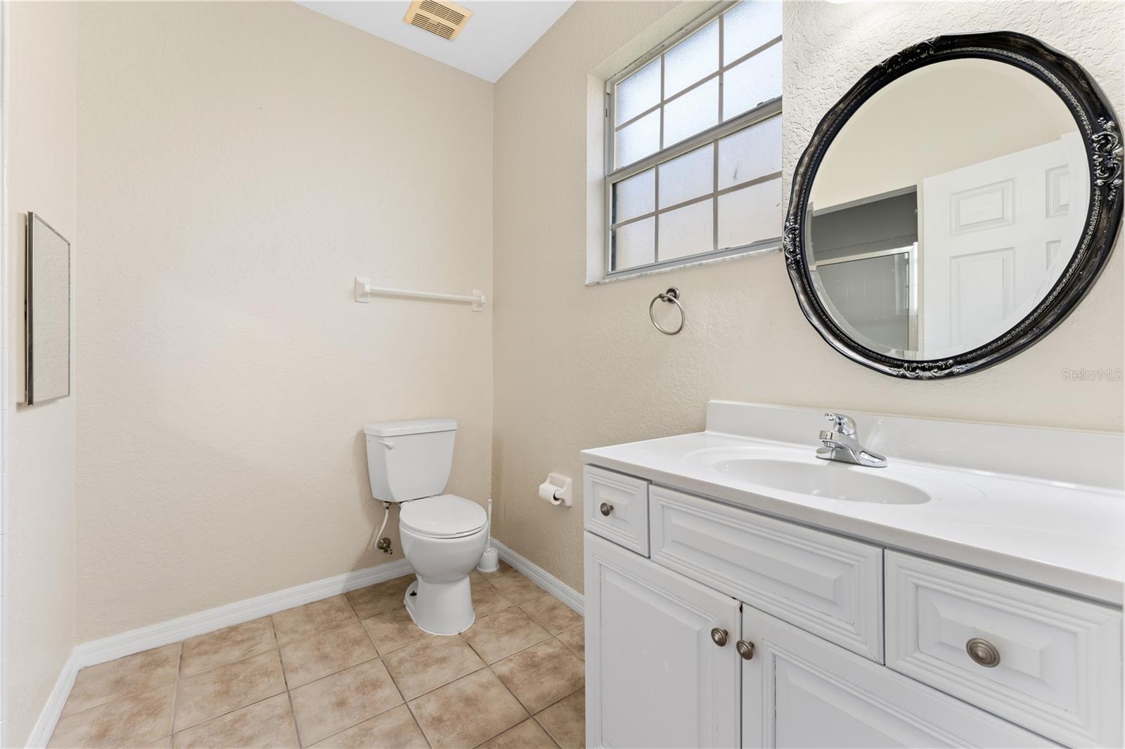 Image 12 of 24 For 16102 Indian Creek Drive