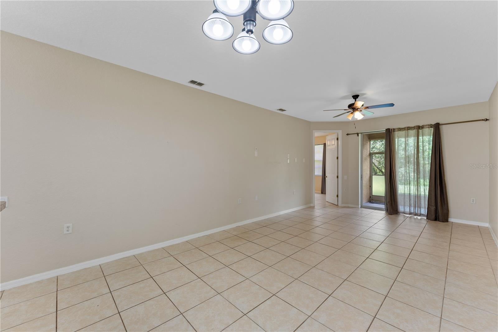 Image 5 of 24 For 16102 Indian Creek Drive