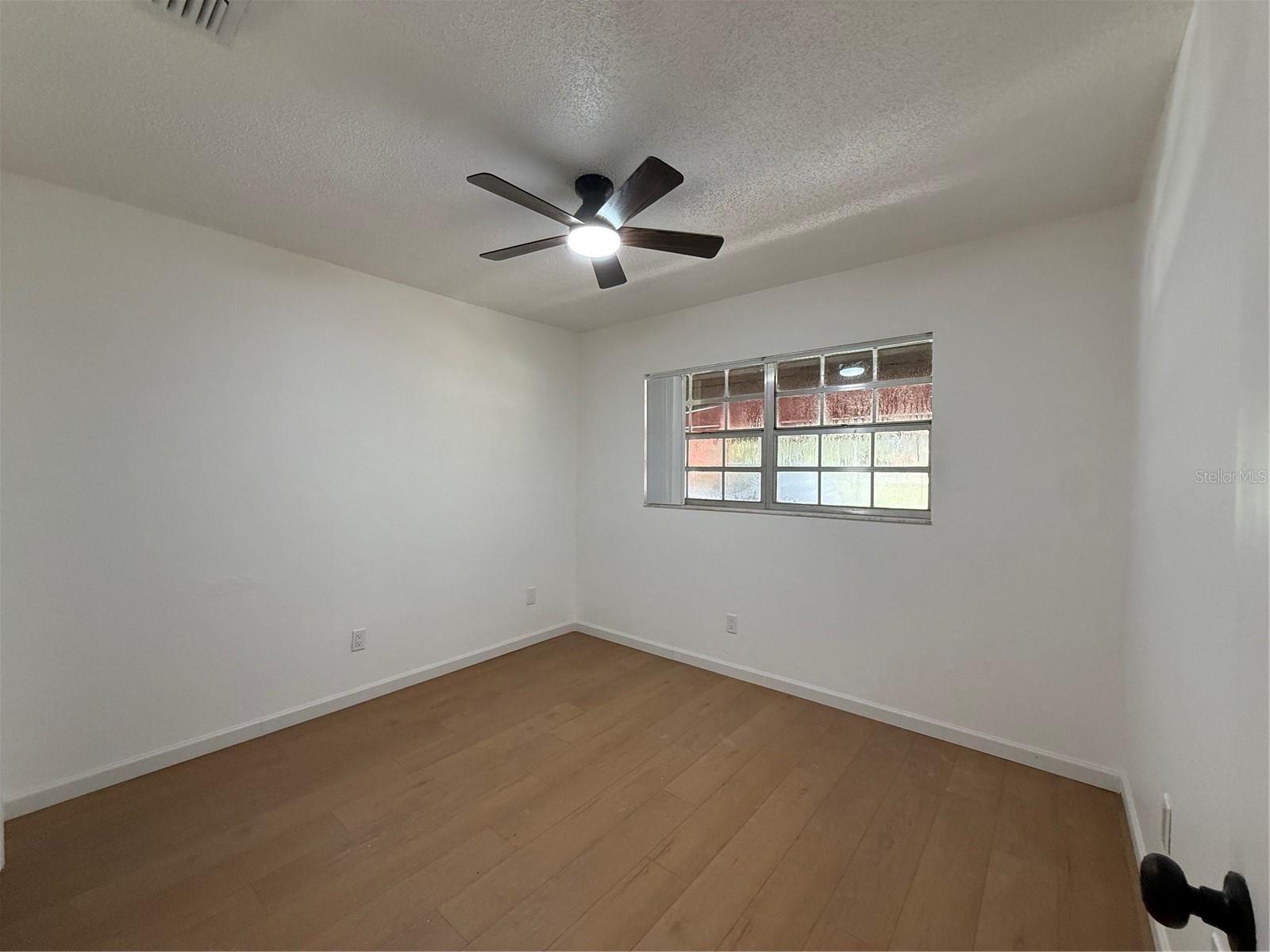 Image 21 of 29 For 601 Hercules Avenue 1002