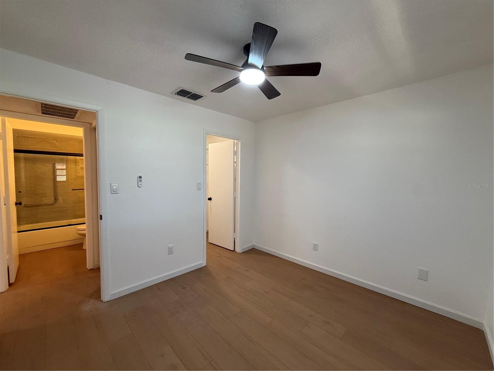 Image 22 of 29 For 601 Hercules Avenue 1002