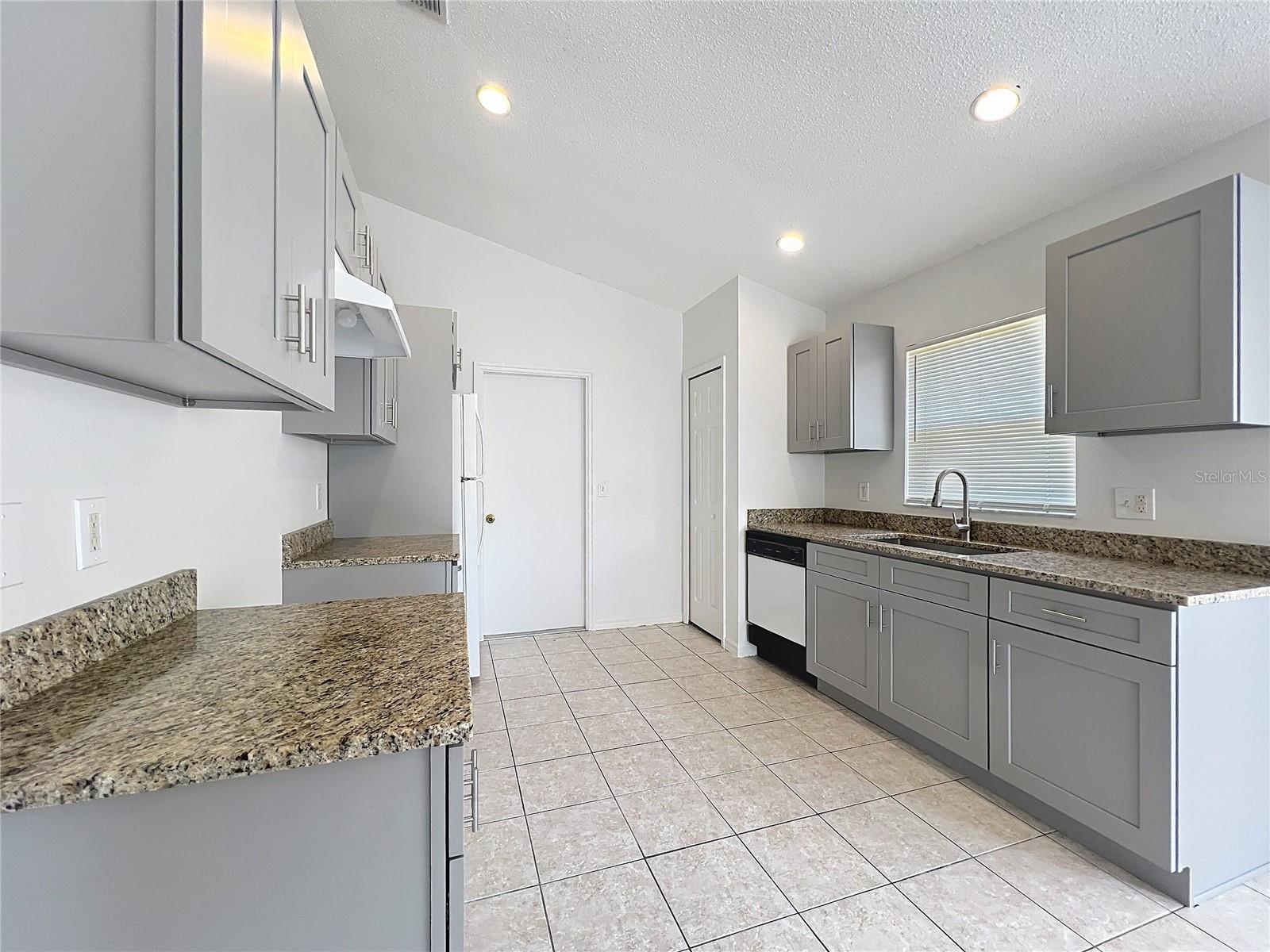 Image 6 of 13 For 137 Piano Lane
