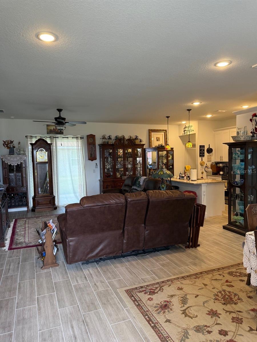 Image 6 of 29 For 446 Cinnamon Drive