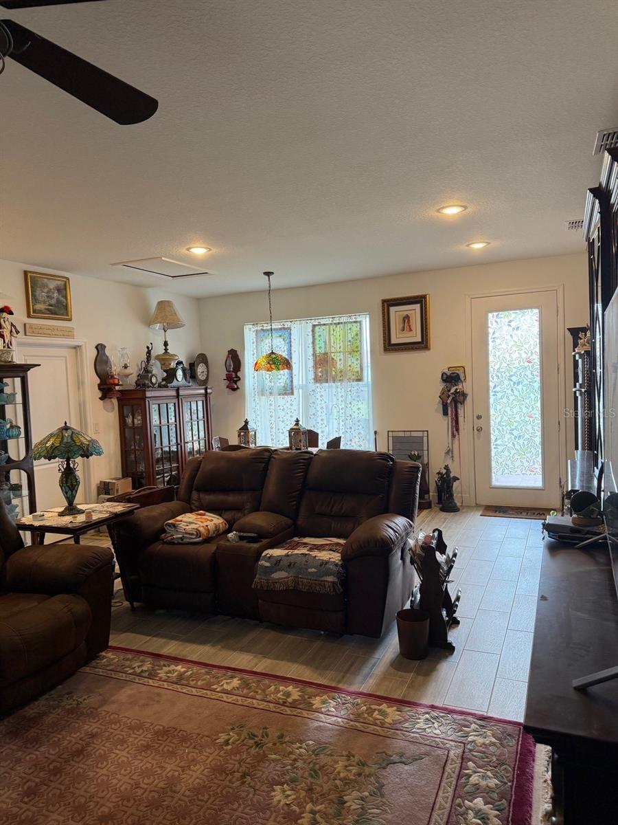 Image 8 of 29 For 446 Cinnamon Drive