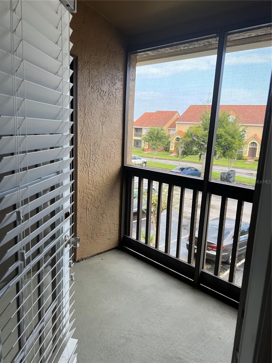 Image 10 of 12 For 429 Fountainhead Circle 221
