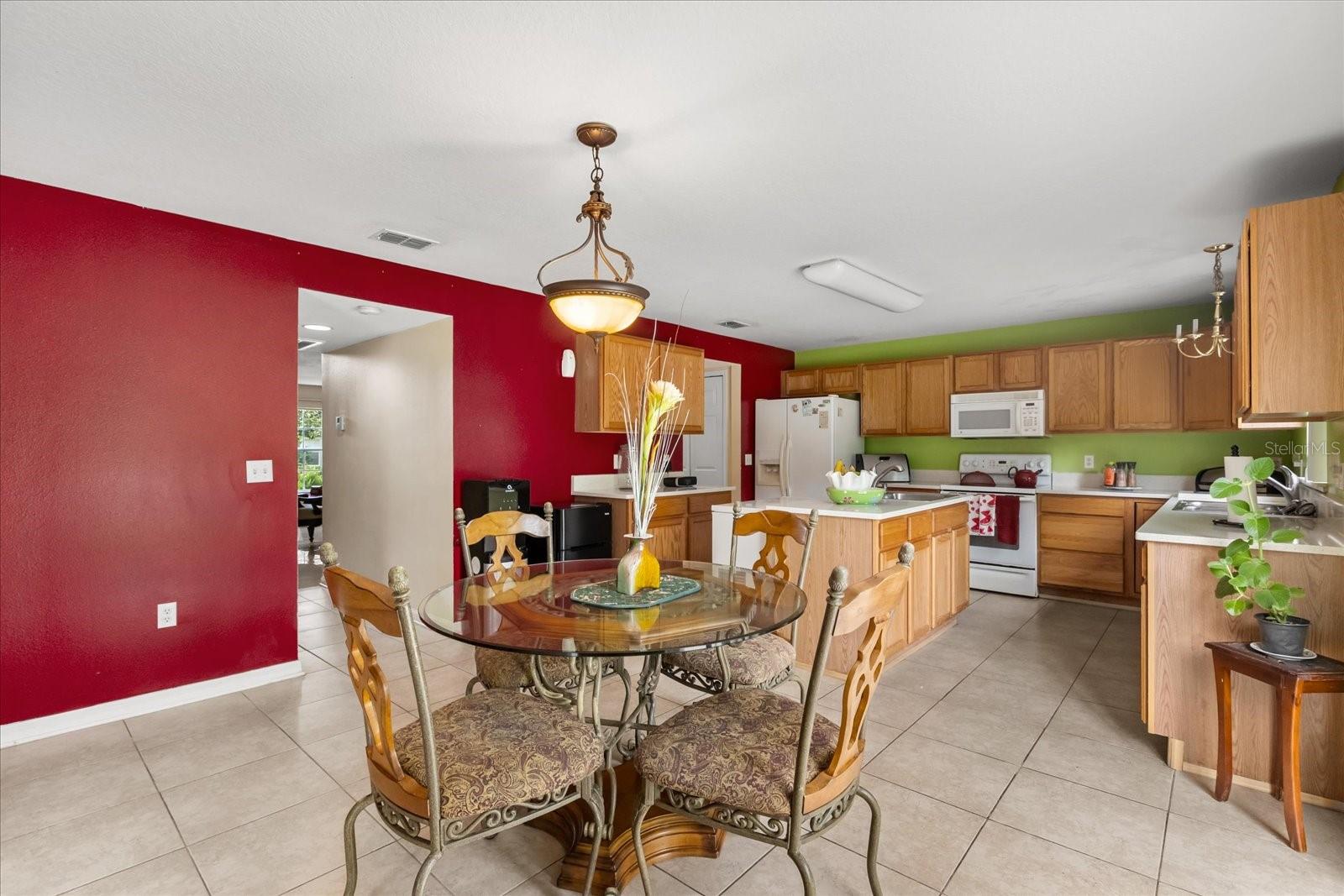 Image 10 of 37 For 2554 Palmetto Ridge Circle