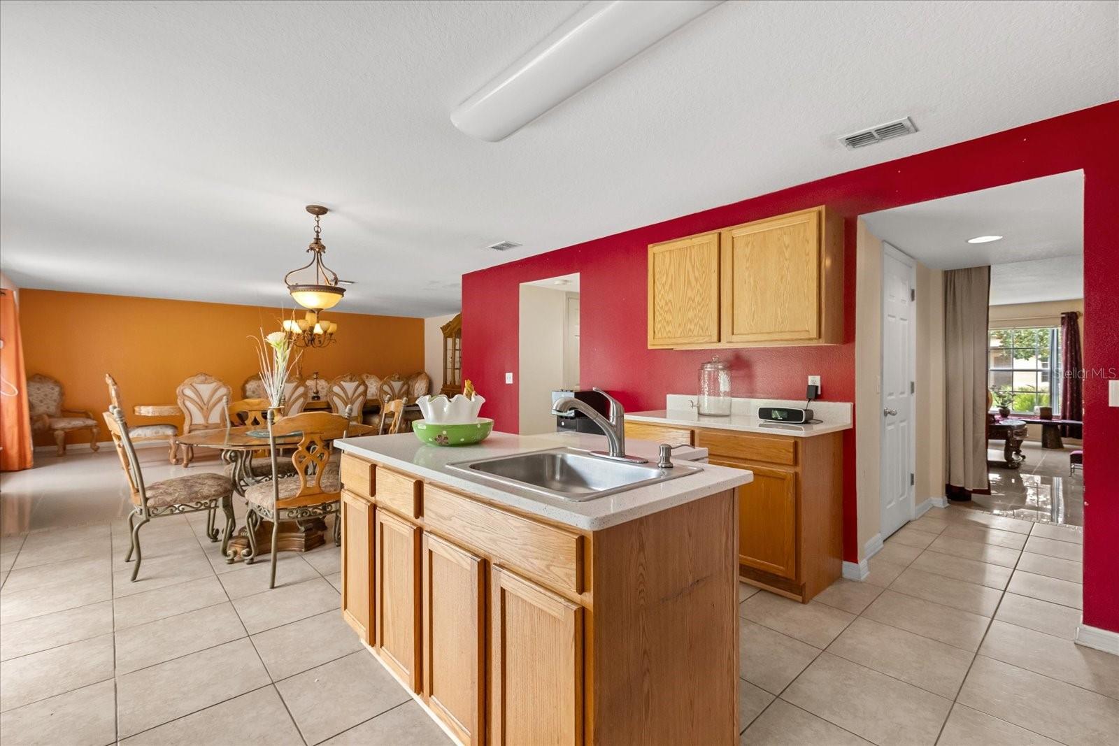 Image 6 of 37 For 2554 Palmetto Ridge Circle