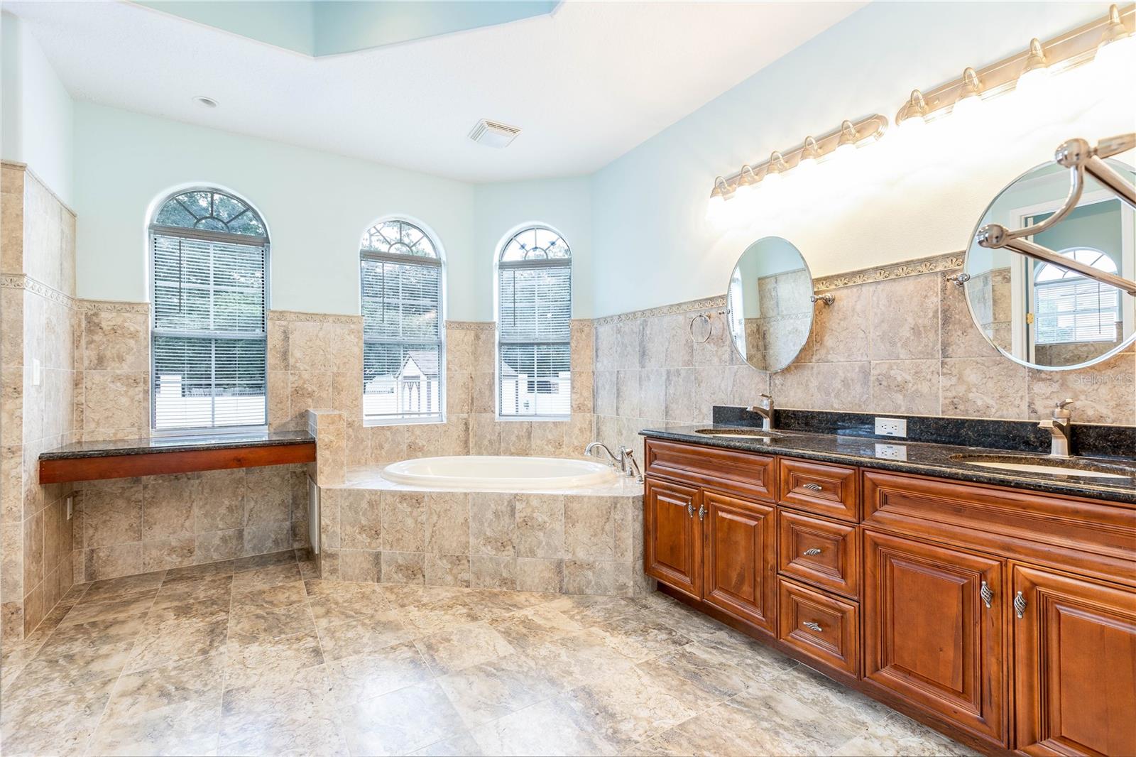 Image 38 of 55 For 4984 Lake Cecile Drive