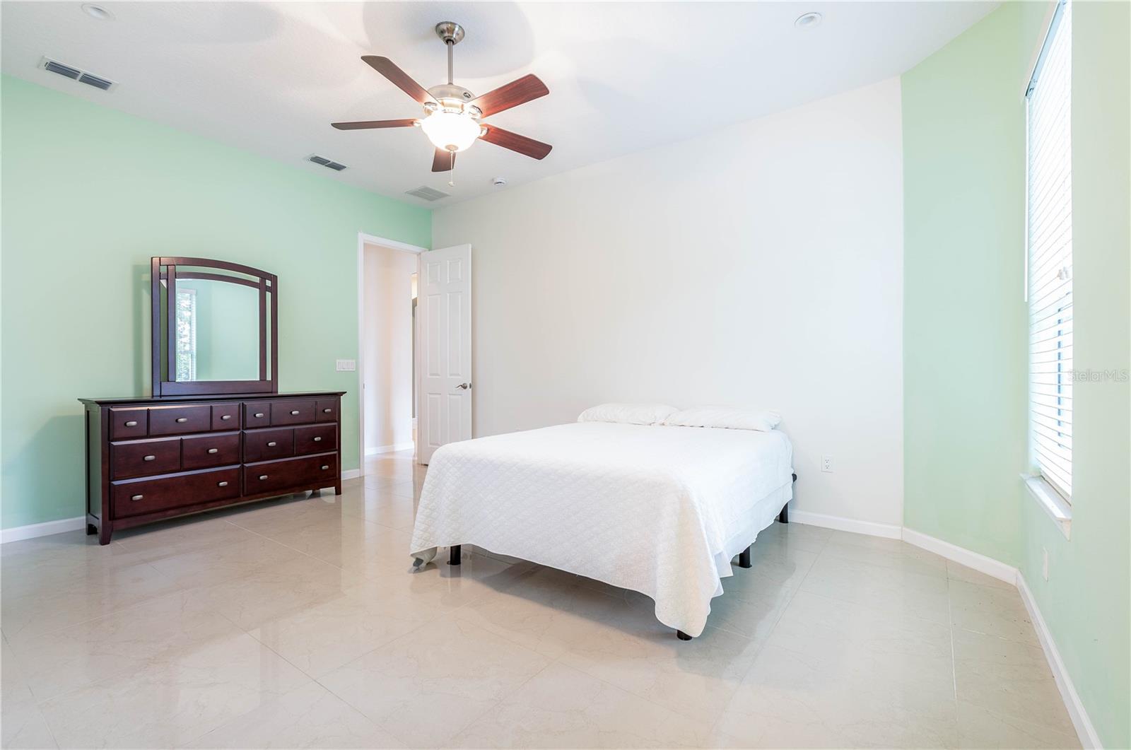 Image 42 of 55 For 4984 Lake Cecile Drive