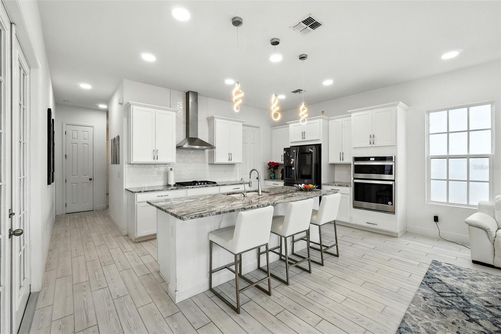 Image 19 of 48 For 2065 Celebration Boulevard