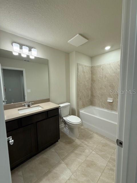 Image 19 of 22 For 2315 Southbury Drive