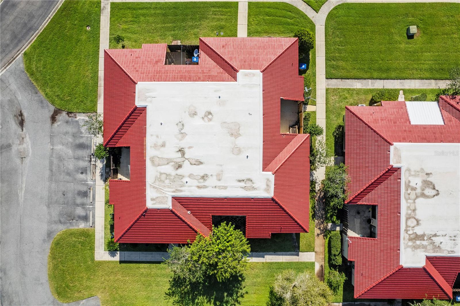 Image 29 of 33 For 432 Hunter Circle