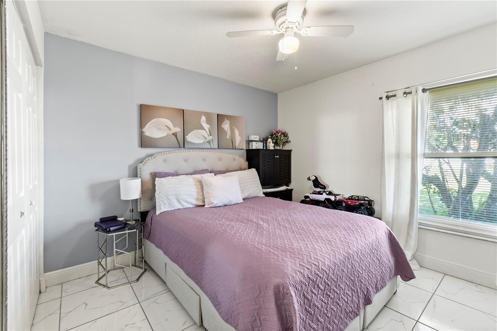 Image 3 of 33 For 432 Hunter Circle