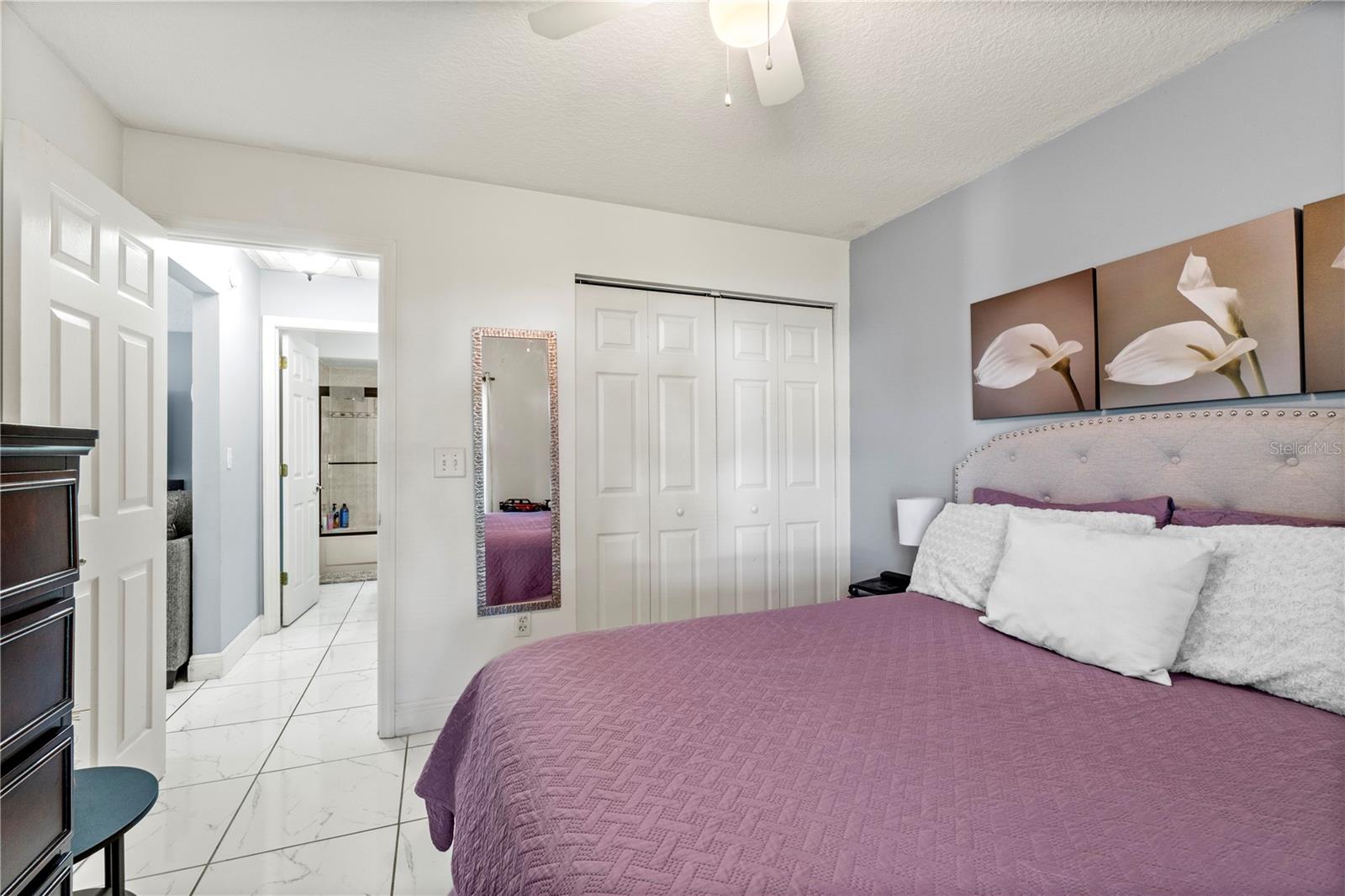 Image 4 of 33 For 432 Hunter Circle