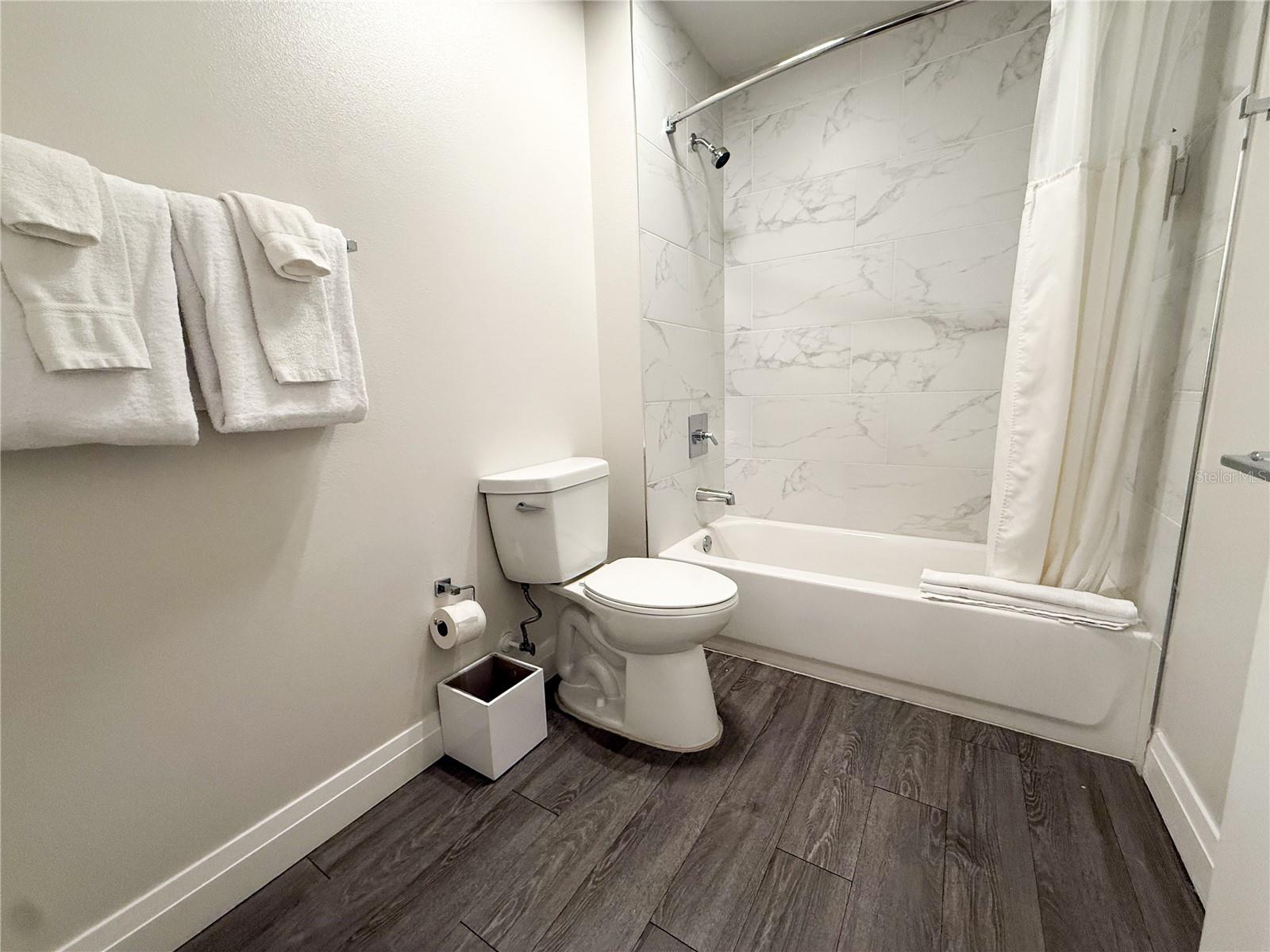 Image 23 of 74 For 14501 Grove Resort Avenue 2407