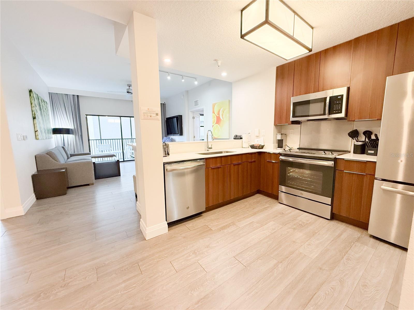Image 3 of 74 For 14501 Grove Resort Avenue 2407