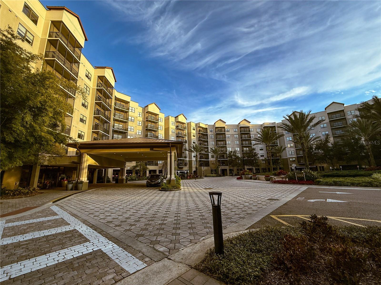 Image 49 of 74 For 14501 Grove Resort Avenue 2407