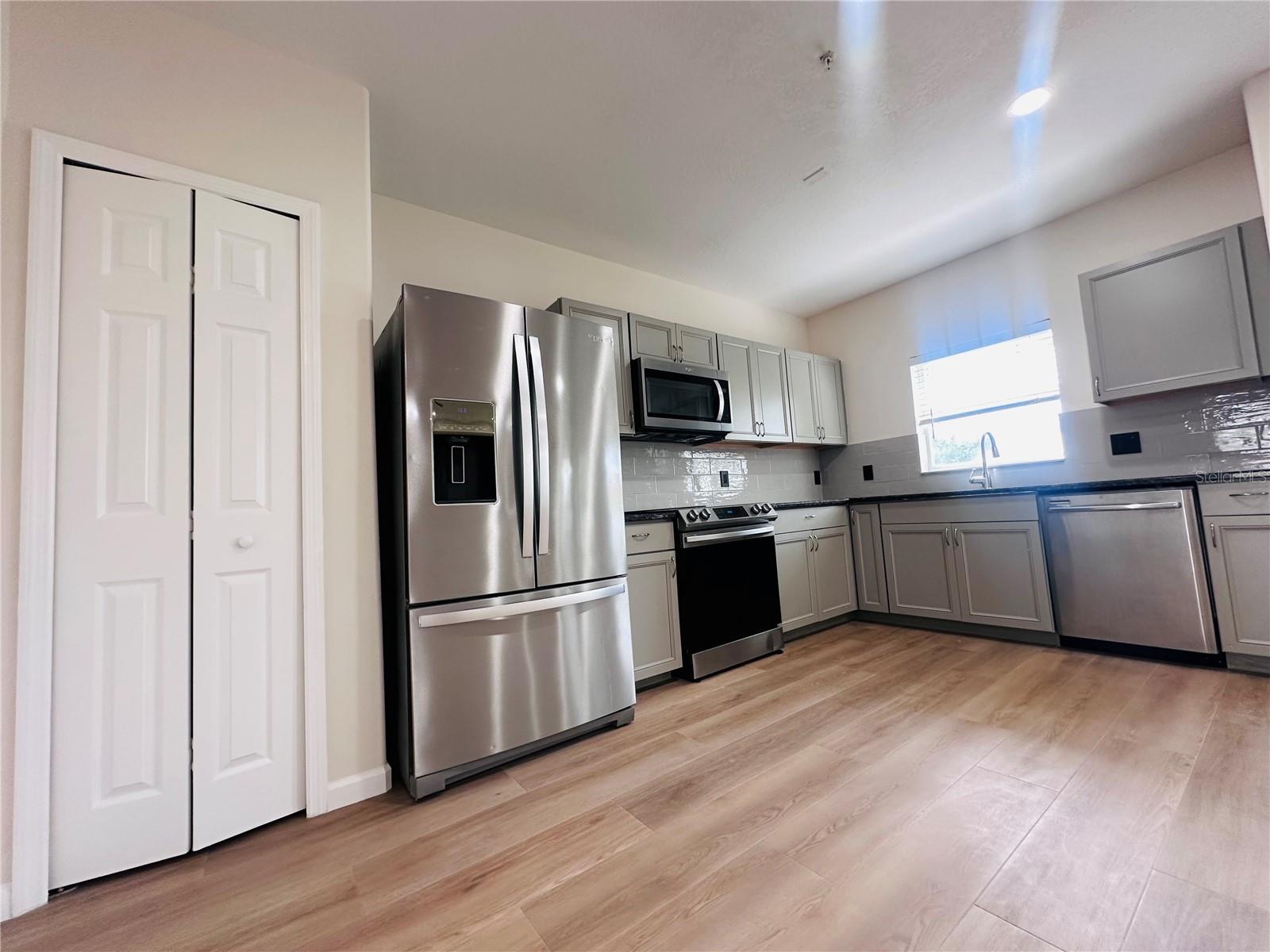 Image 12 of 24 For 2072 Cypress Bay Boulevard