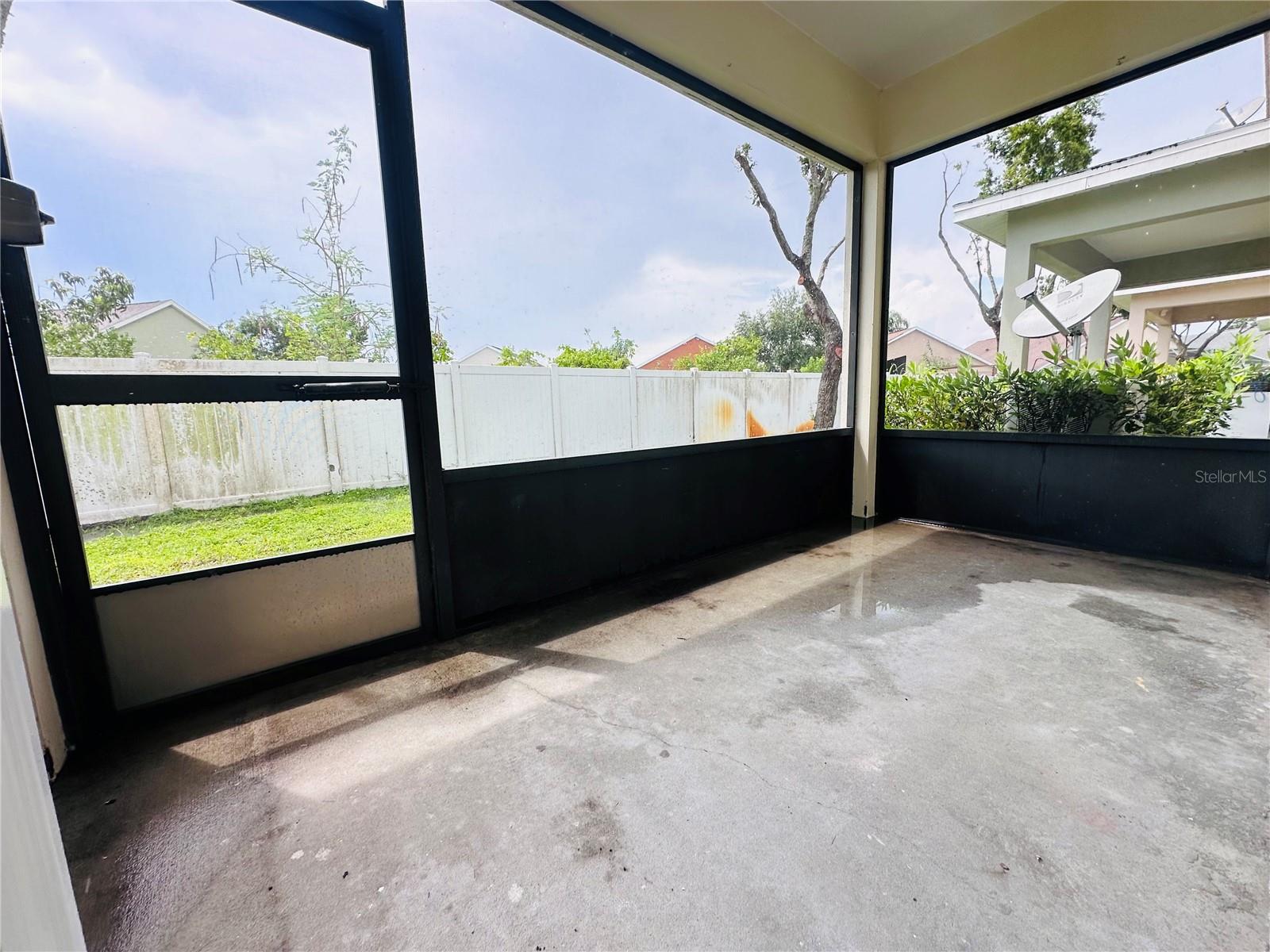 Image 20 of 24 For 2072 Cypress Bay Boulevard