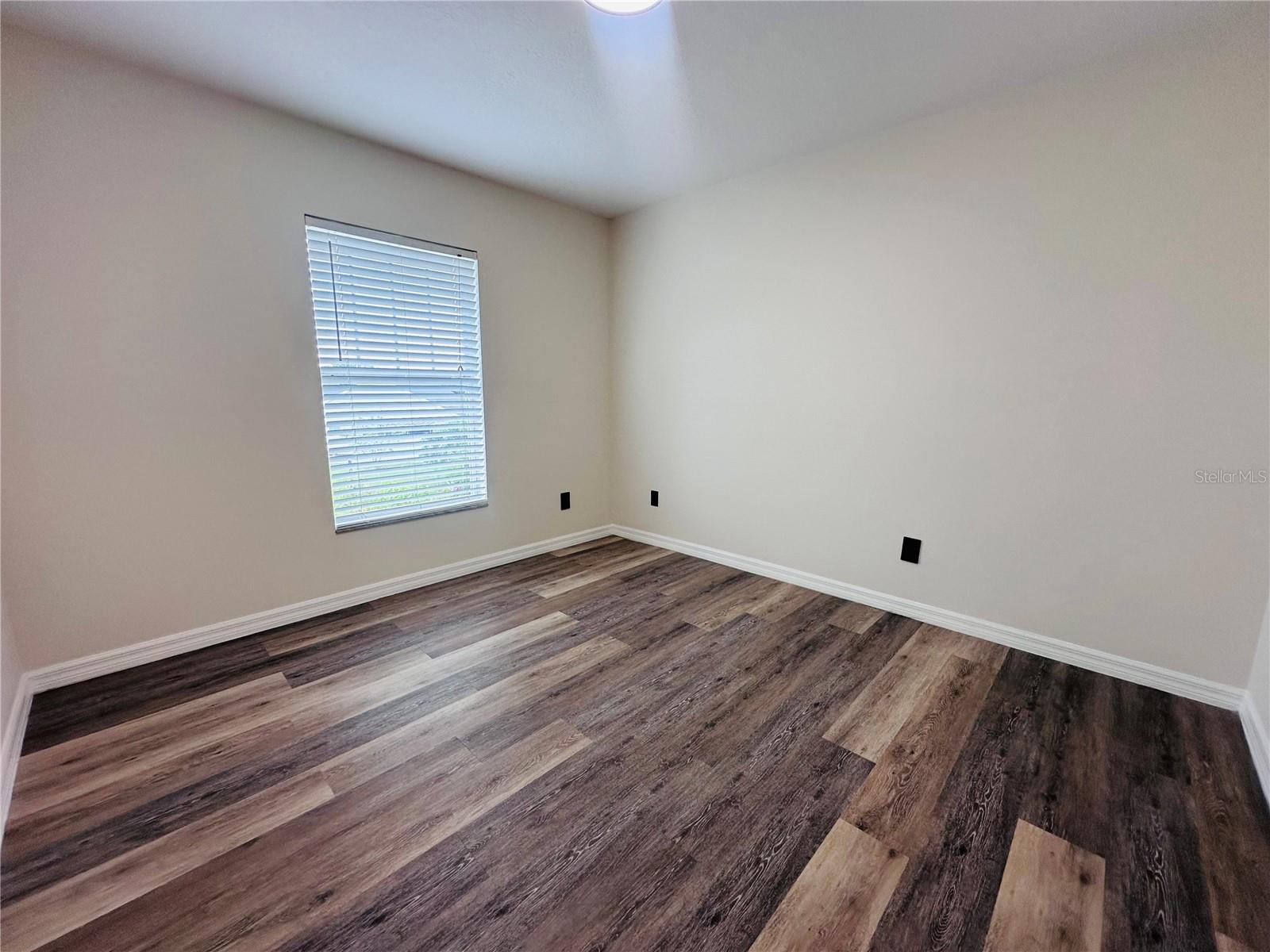 Image 6 of 24 For 2072 Cypress Bay Boulevard