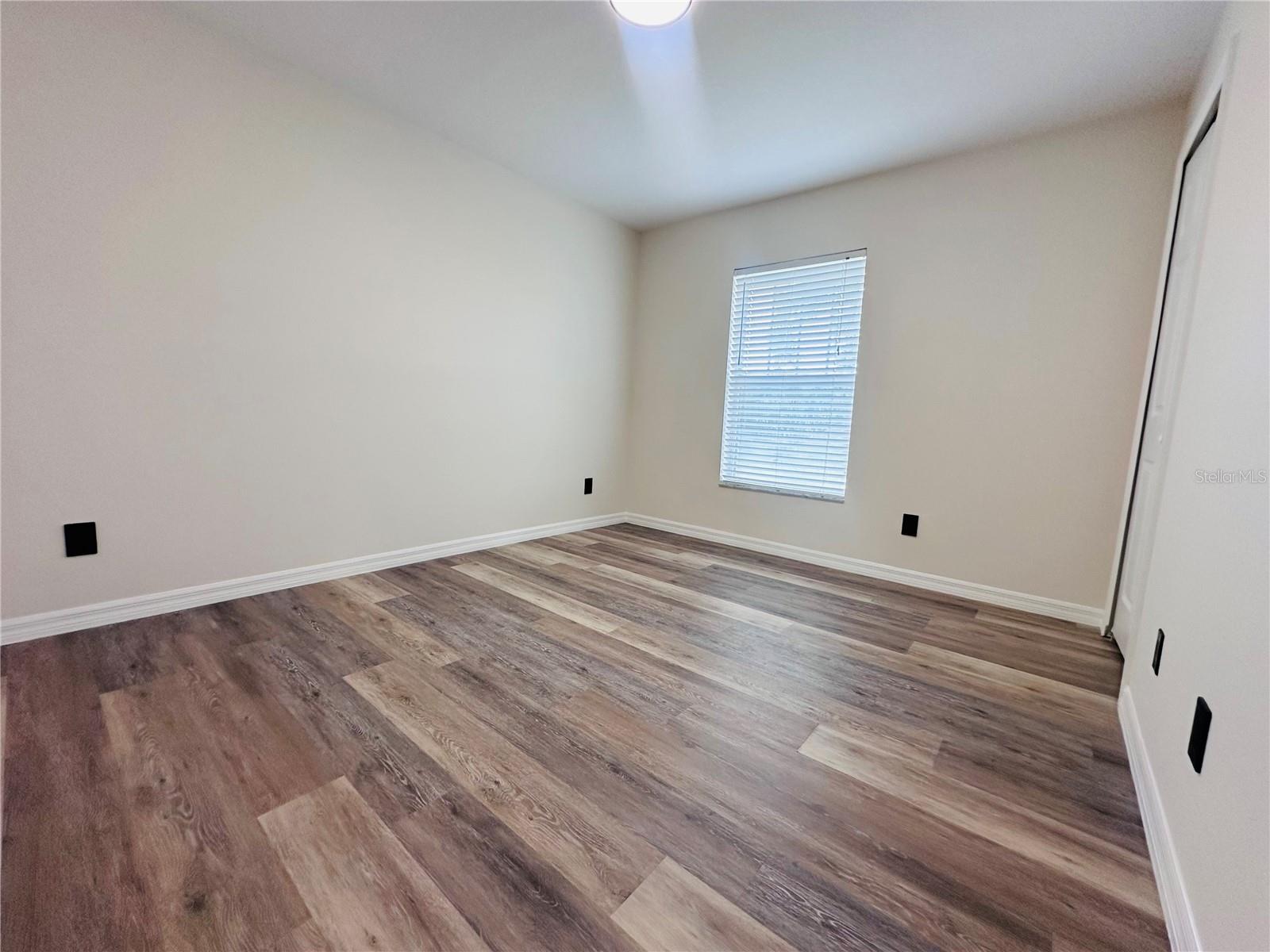 Image 9 of 24 For 2072 Cypress Bay Boulevard