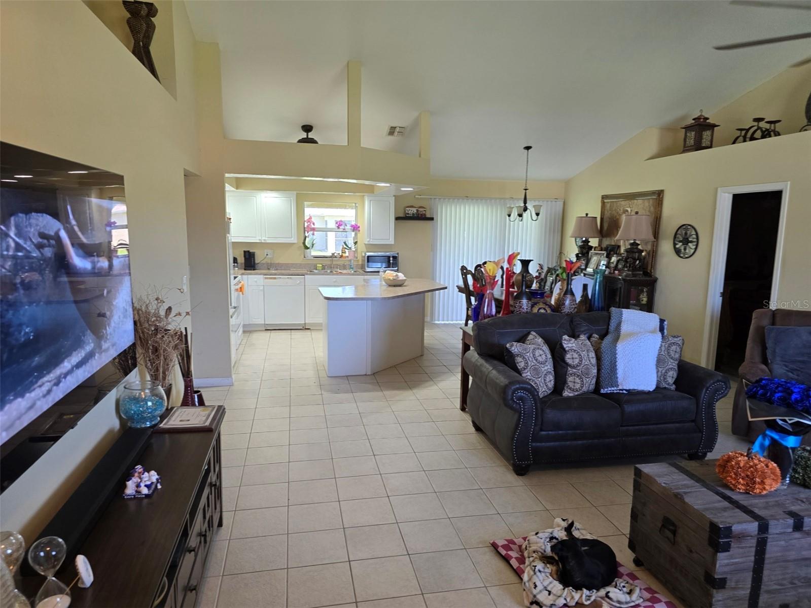 Image 11 of 17 For 519 26th Street