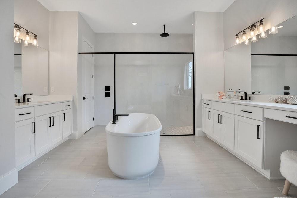 Image 53 of 90 For 16820 Bolsena Drive