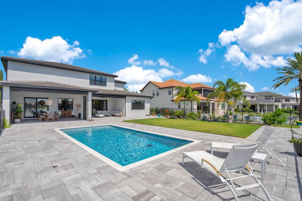 Image 72 of 90 For 16820 Bolsena Drive