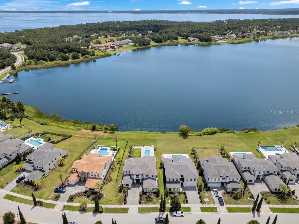 Image 76 of 90 For 16820 Bolsena Drive