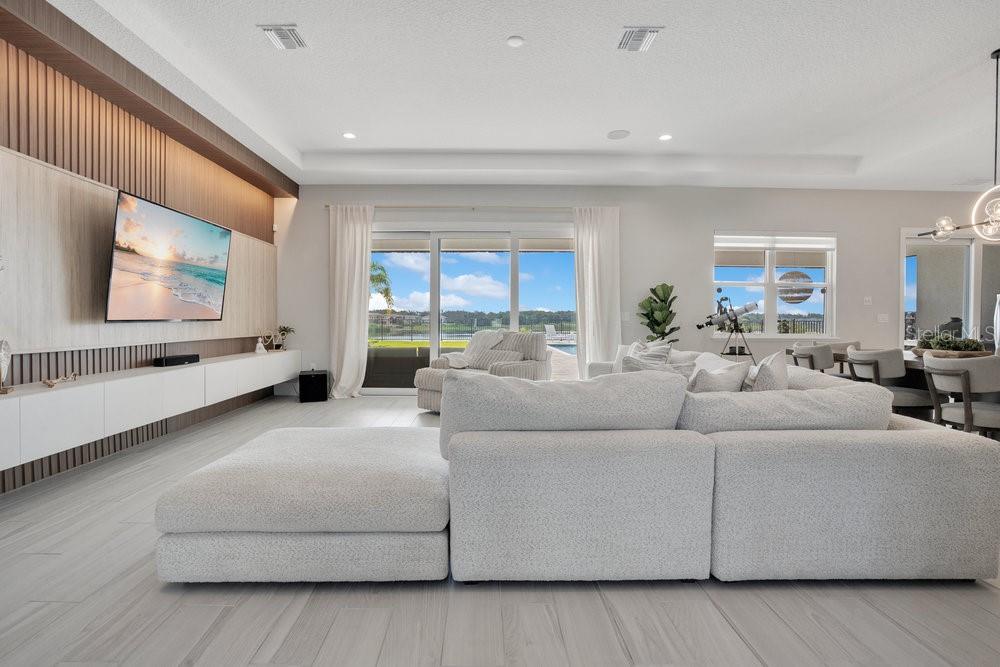 Image 9 of 90 For 16820 Bolsena Drive