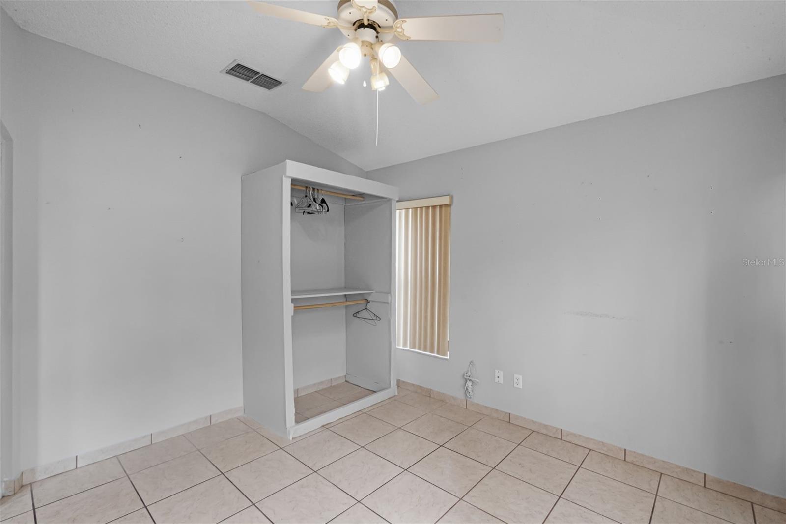 Image 22 of 58 For 12422 Sion Court